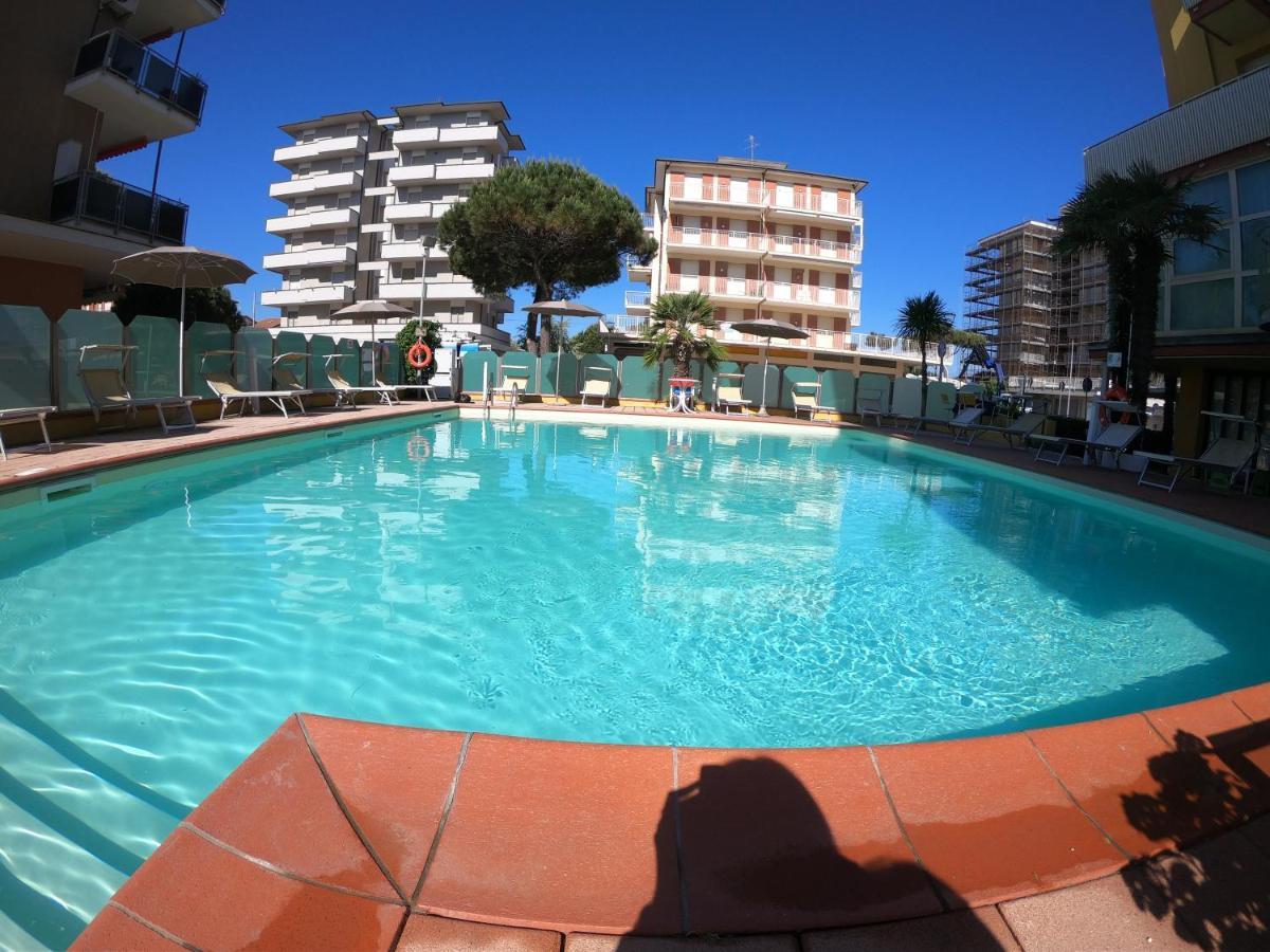 Hotel Reno Lido Di Savio Eksteriør bilde